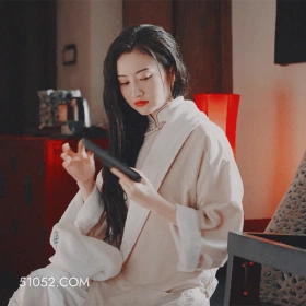 严肃 景甜 明星 演员 歌手 认真