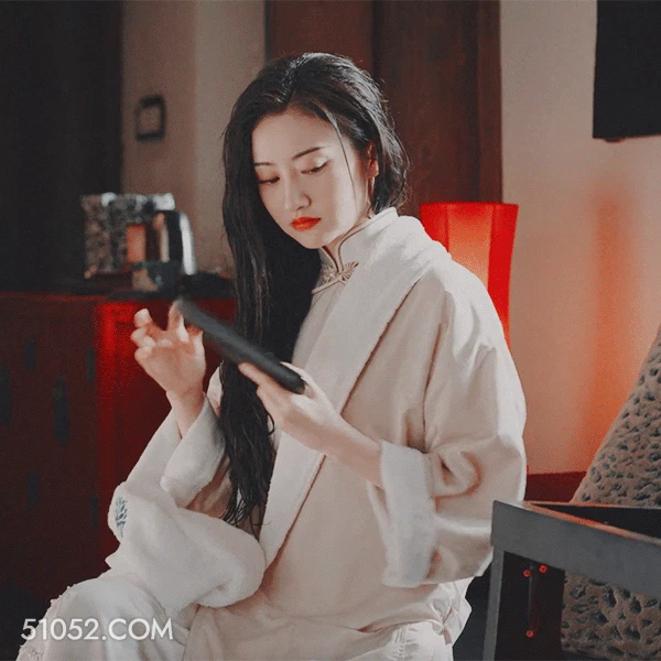 严肃 景甜 明星 演员 歌手 认真