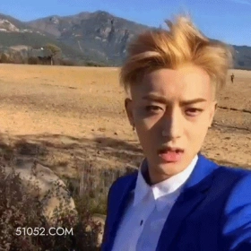 自拍 黄子韬 明星 歌手 演员 主持人 出品人 臭美